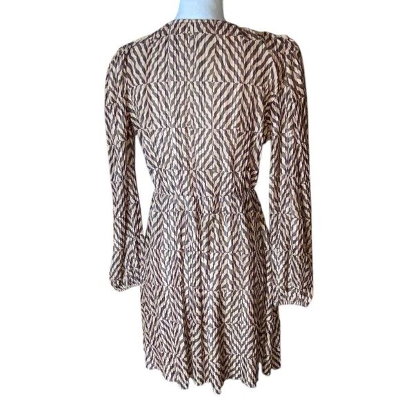 Zara Brown Beige Herringbone Pleated Center Slit Airy Cocktail Mini Dress Size M - Picture 4 of 6
